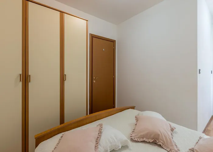 Апартаменты Karoglan