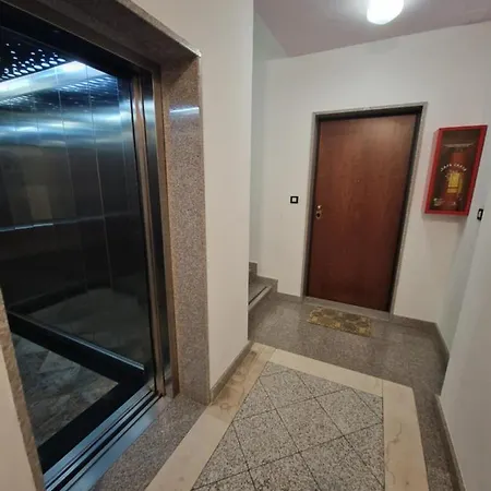 Karoglan Lägenhet *